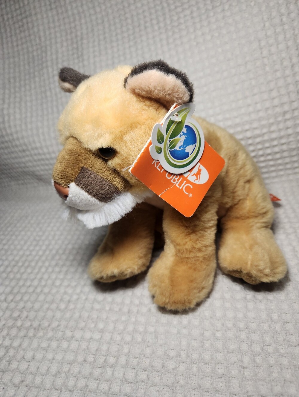 Plush Mountain Lion Stuffed Animal - Tan and Brown Wild Republic NWT